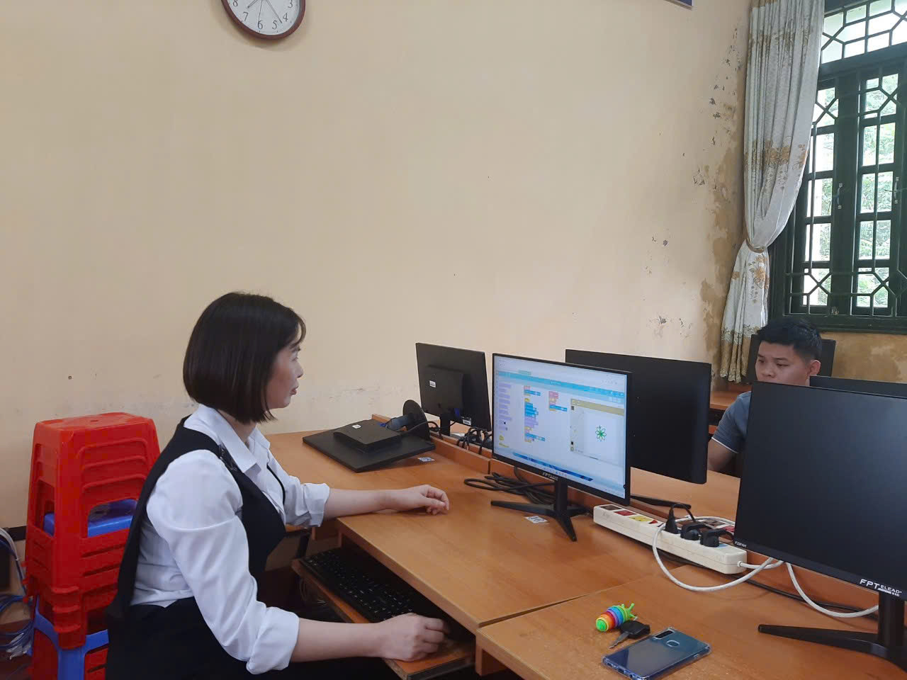 AI làm lớp học thông minh – Thầy, cô làm lớp học hạnh phúc