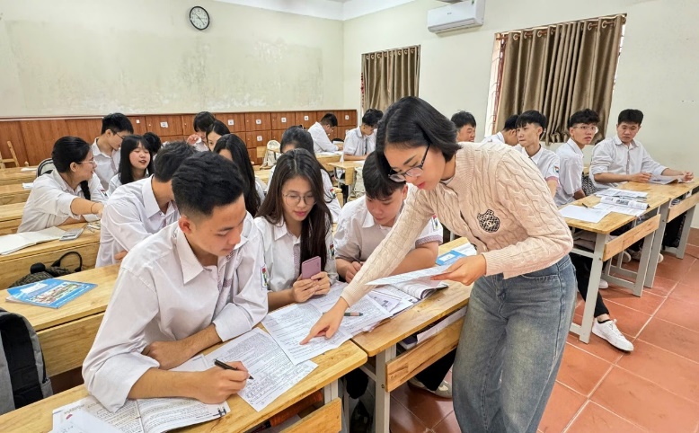 TRIỂN KHAI MÔ HÌNH ĐỔI MỚI PHƯƠNG PHÁP DẠY HỌC  VÀ KIỂM TRA ĐÁNH GIÁ Ở TRƯỜNG THPT VIỆT BẮC  GÓP PHẦN THỰC HIỆN CHƯƠNG TRÌNH GDPT 2018