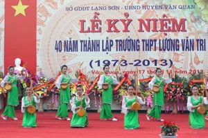 Lễ kỷ niệm 40 năm thành lập trường THPT Lương Văn Tri