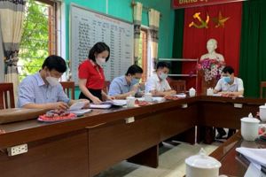 KIỂM TRA CÔNG TÁC CHUẨN BỊ MỘT SỐ NHIỆM VỤ TRƯỚC KHAI GIẢNG NĂM HỌC 2021-2022 CẤP TIỂU HỌC