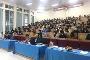 BỒI DƯỠNG KIẾN THỨC PHÁP LUẬT, KỸ NĂNG TUYÊN TRUYỀN PHỔ BIẾN GIÁO DỤC PHÁP LUẬT TRONG NHÀ TRƯỜNG NĂM HỌC 2021-2022