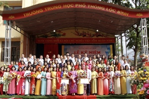 TRƯỜNG HỌC HẠNH PHÚC - NƠI GẮN KẾT VÀ CHIA SẺ YÊU THƯƠNG