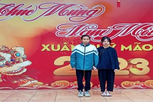 GƯƠNG SÁNG HỌC ĐƯỜNG “NHẶT ĐƯỢC CỦA RƠI TRẢ NGƯỜI ĐÁNH MẤT”