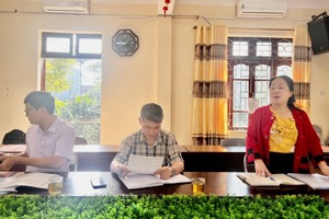 KIỂM TRA CÔNG NHẬN TIÊU CHUẨN THƯ VIỆN TRƯỜNG THPT ĐÌNH LẬP